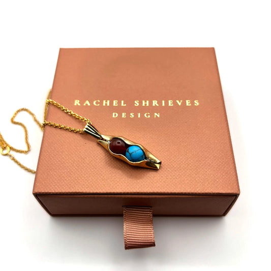 Gold Two Peas In A Pod | Custom Birthstones & Engraving | Wedding Anniversary gift for Wife