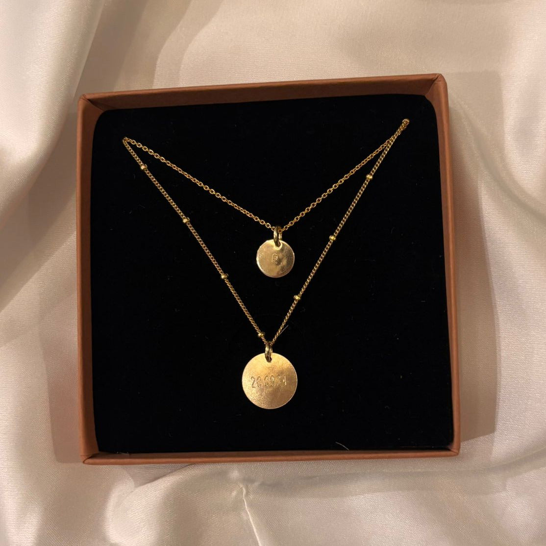 Small Hammered Silver Disc Necklace – Personalised Minimal Pendant
