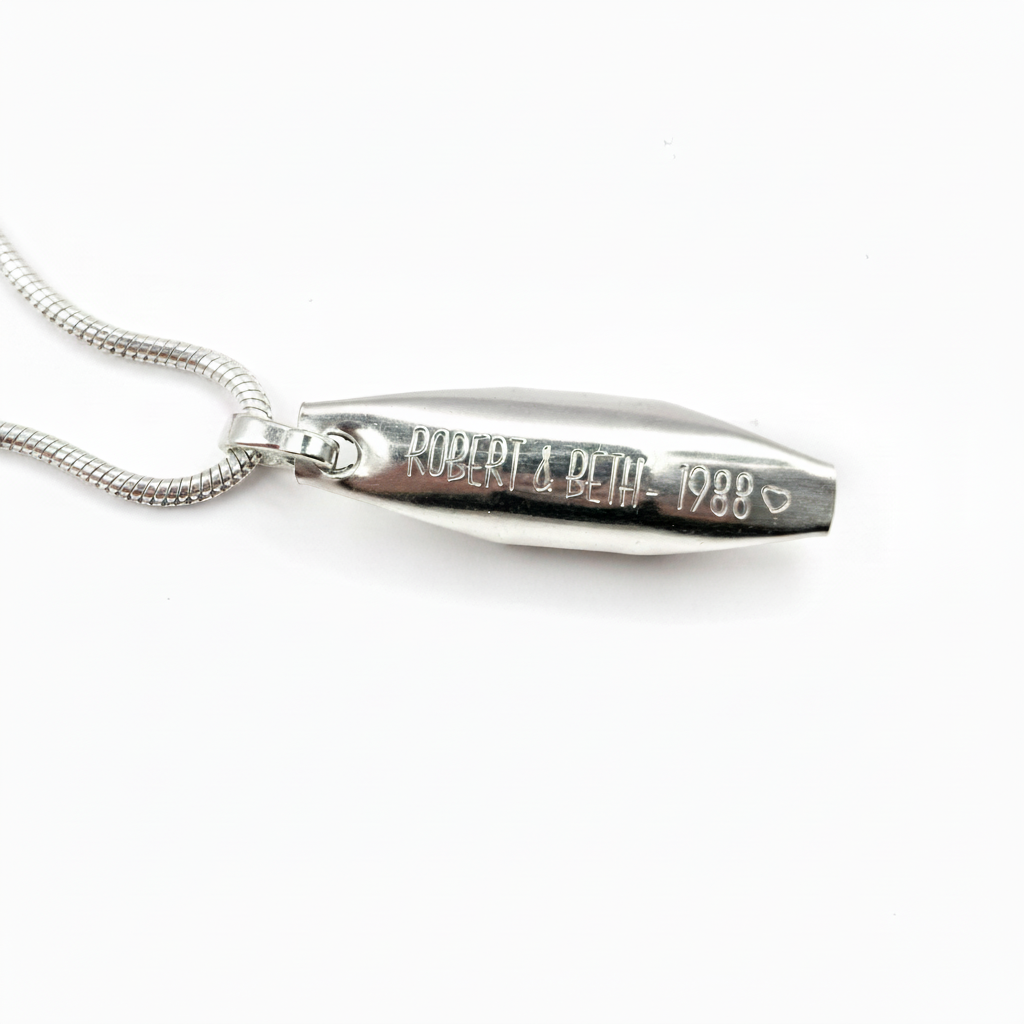 Engraving on the back of the pod