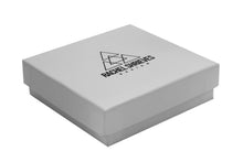 Load image into Gallery viewer, Heart Engraved Bracelet
