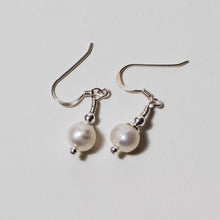 Load image into Gallery viewer, Freshwater Pearl Earrings
