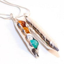 Load image into Gallery viewer, Mother&#39;s Day - Four Pea In A Pod - Engraved Initials &amp; Any Birthstone Combination
